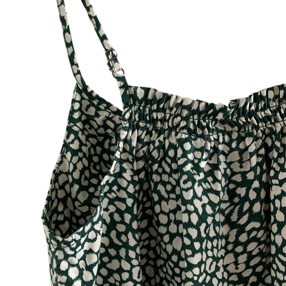 GAP Women's Green and White Spaghetti Strap Top NWT - Picture 4 of 7